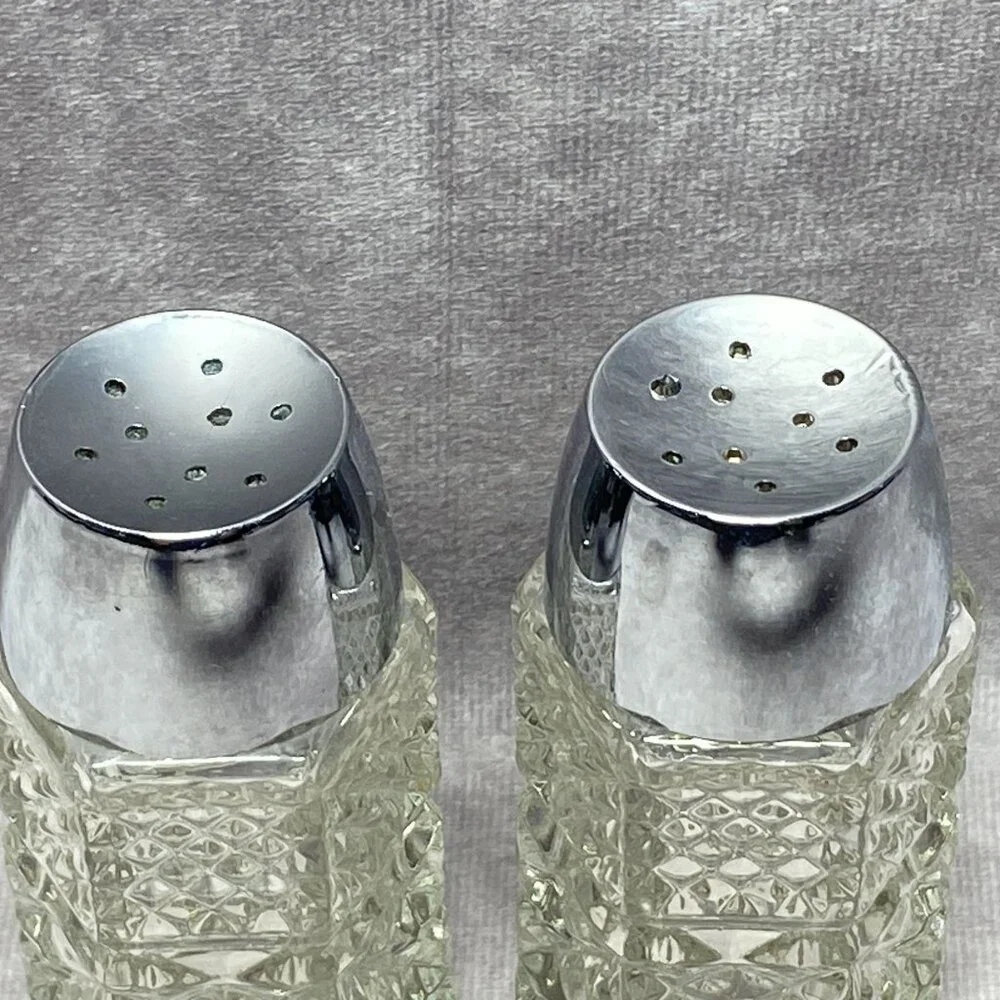 Vintage Wexford Pressed Glass Salt & Pepper Shakers With Chrome Plastic Tops